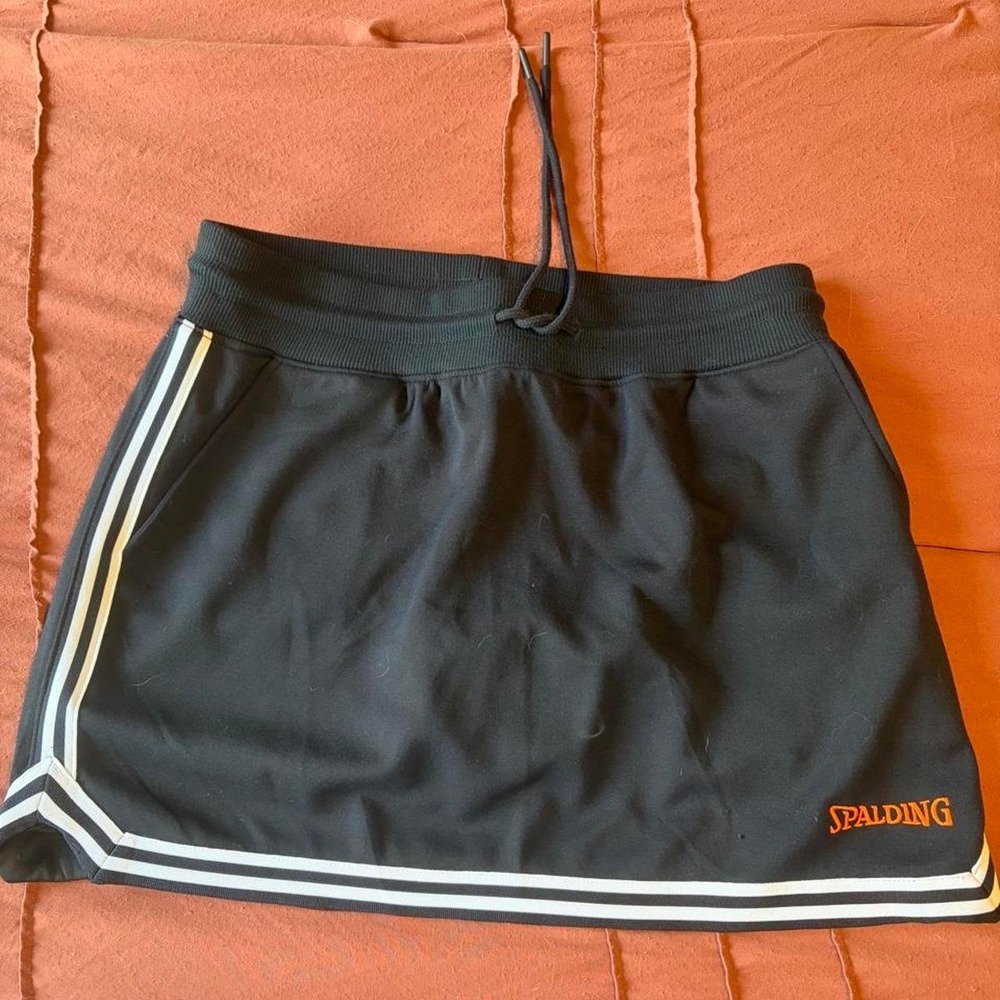 Spalding Black Athletic Skort Mini Skirt Stripe Side Pockets Size M